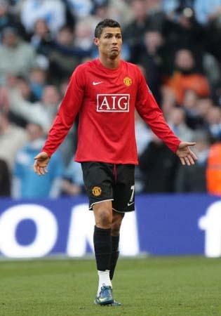 特罗萨德打进英超50球，成第5名达成此成就的比利时球员（特罗萨德斩获英超第50球，成比利时第5人达此里程碑）