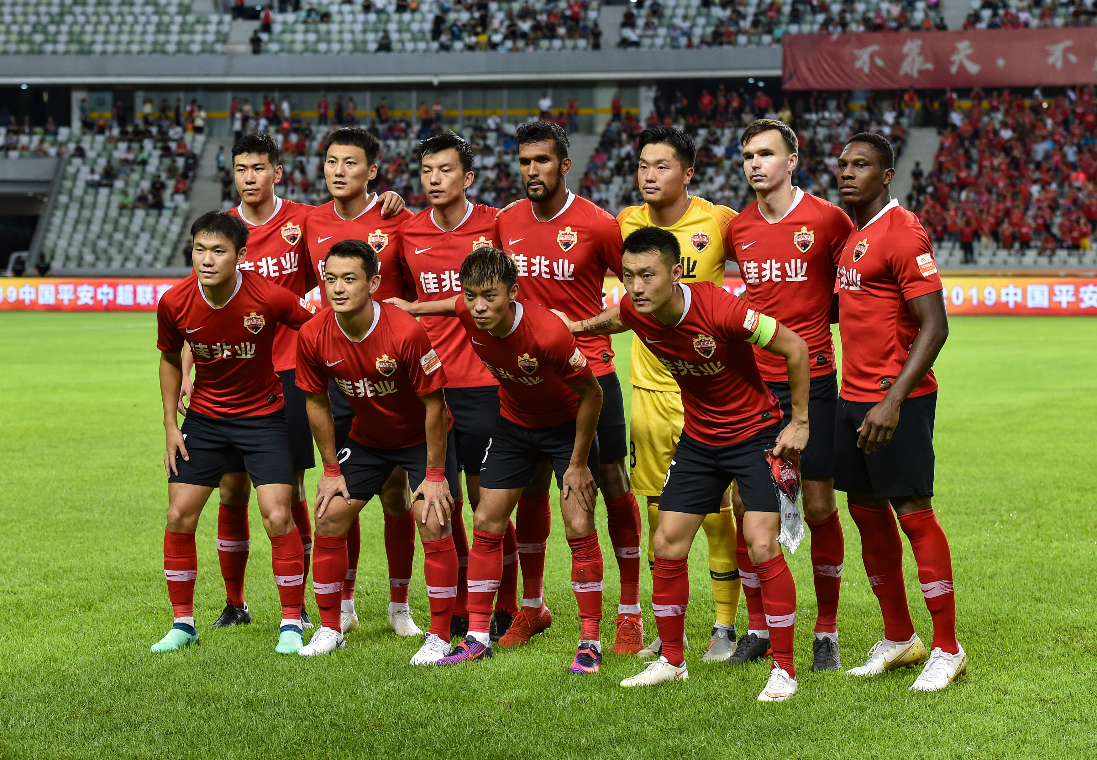 国内首个残疾人铁人三项赛事开赛，134名运动员角逐19金