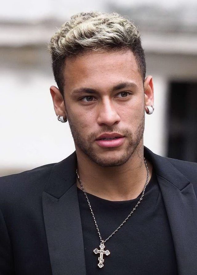 贝蒂斯主席：佩莱格里尼会续约一年，冬窗球队需要继续补强（贝蒂斯主席确认：佩莱格里尼续约一年，冬窗仍需引援）