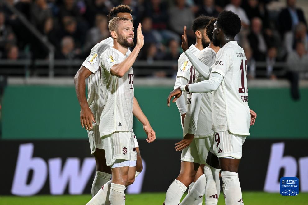 1-0，10人法甲第11掀翻法甲第7，博格巴替补登场，敦比亚一剑封喉