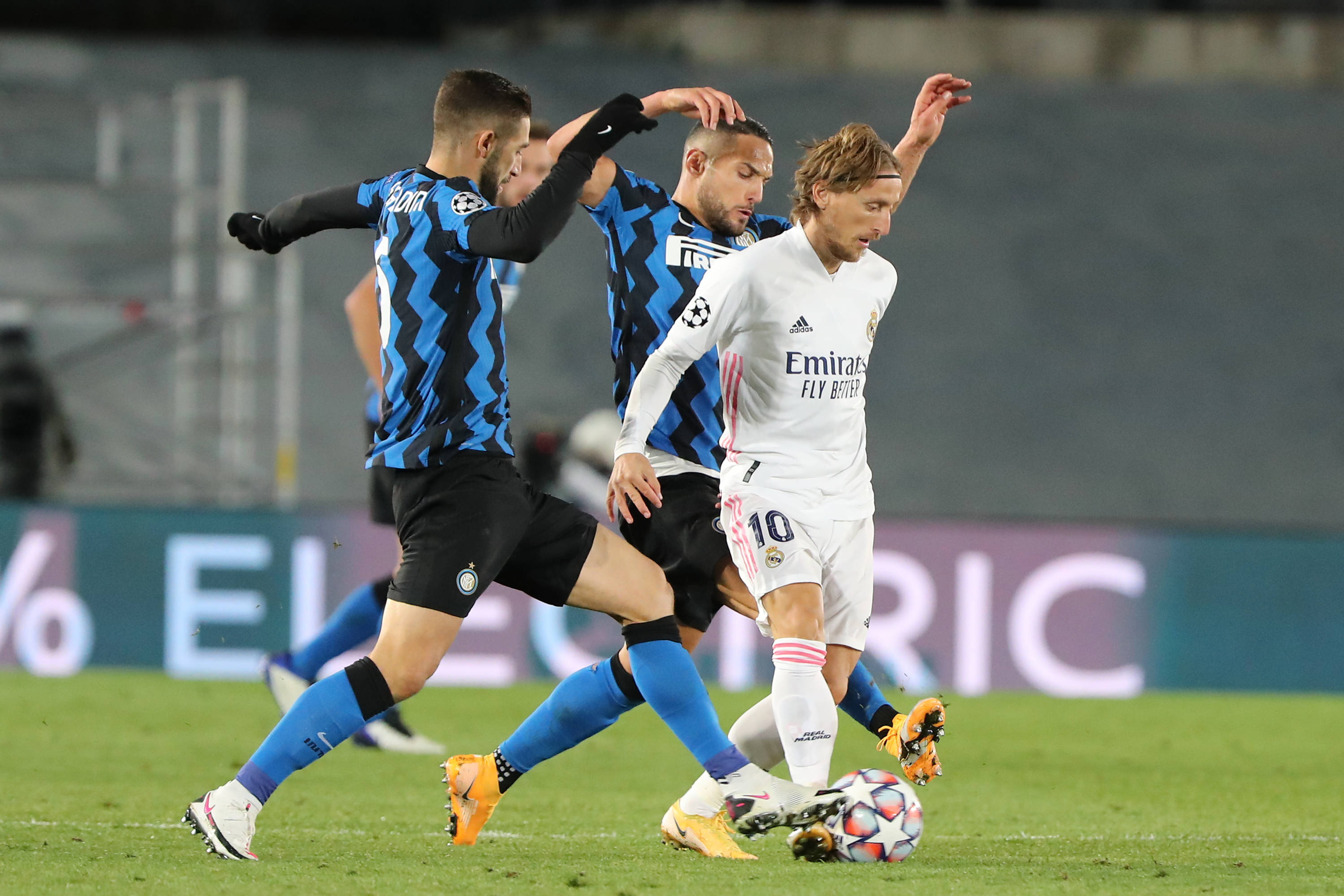 空接之城重聚！保罗更新社媒，晒出与格里芬、小乔丹视频通话（空接之城再聚首：保罗社媒晒与格里芬、小乔丹视频连线）