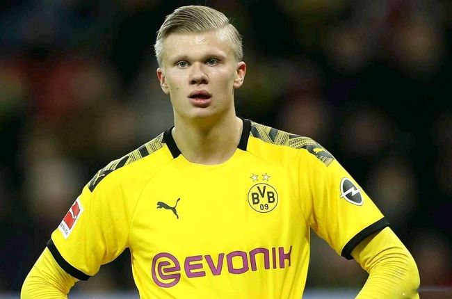 都体：弗拉霍维奇遭遇左腿拉伤，预计将缺阵至今年年底（都灵体育报：弗拉霍维奇左腿拉伤，预计缺席至今年年底）