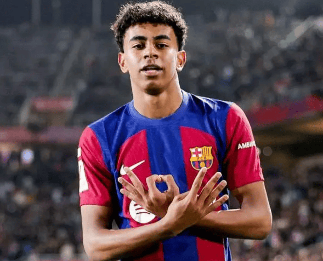 费兰：现在负面评论已经影响不到我，我不再容易冲动和情绪化（费兰：负评已无法影响我，如今更冷静，不再冲动或情绪化）