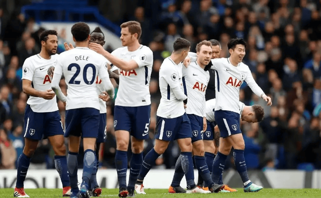 塞尔：巴列卡诺主场在欧协联时缩小尺寸，但对皇马时并未恢复（塞尔电台：巴列卡诺为欧协联缩小主场场地，对阵皇马未恢复原尺寸）