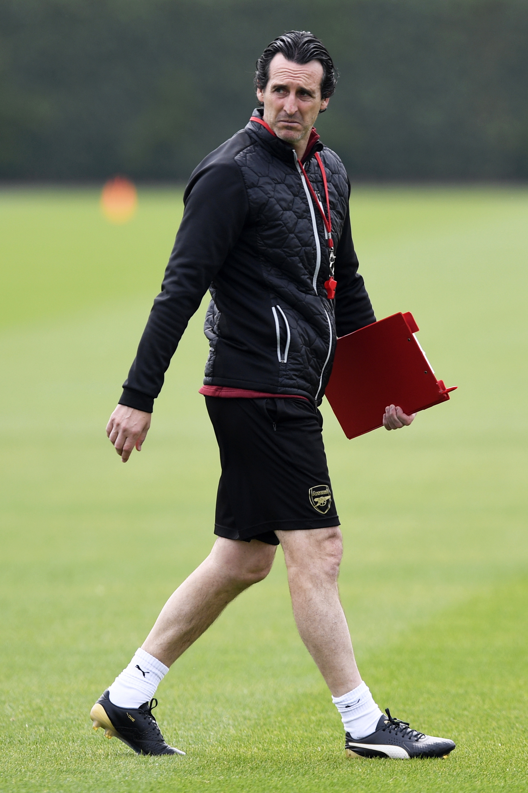 中超转会市场：广州队签下外援,（中超转会动态：广州队引进新外援）